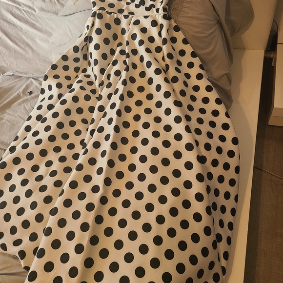 Gowm - Picture 4 of 4